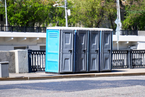 Best Portable bathroom rental  in Oak Harbor, WA